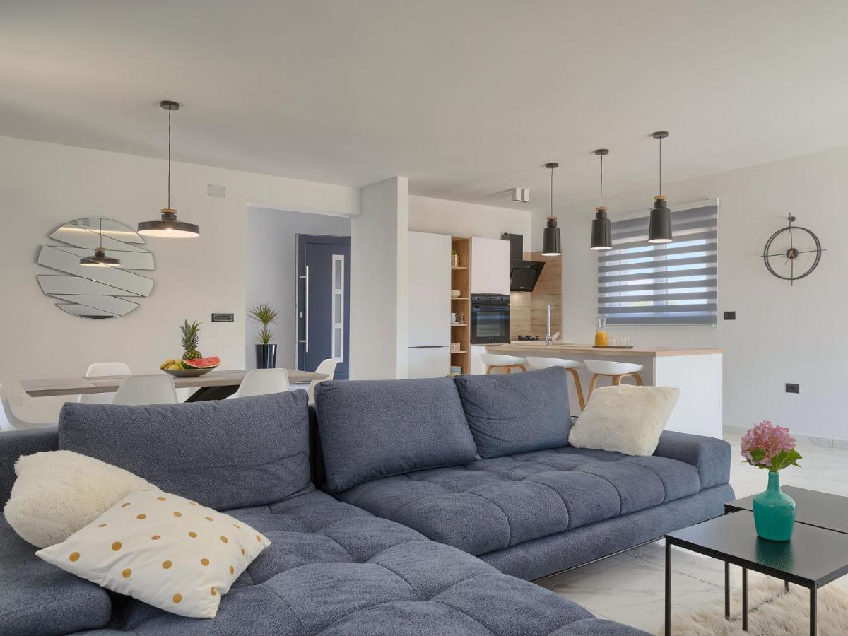 Villa Vine By Interhome Marčana Eksteriør billede