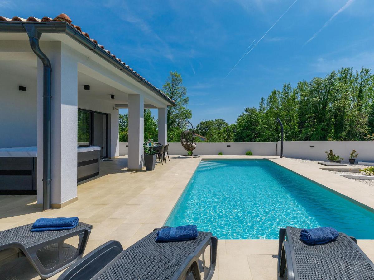 Villa Vine By Interhome Marčana Eksteriør billede